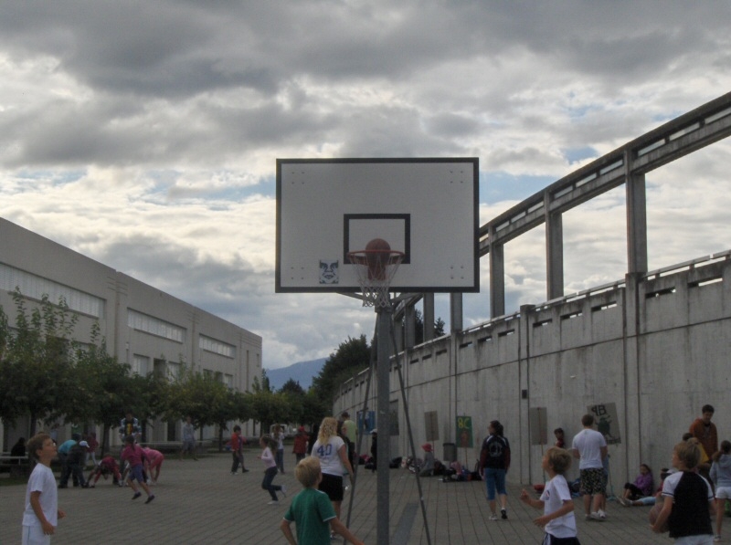 Village Camps International Summer Camp VDC Geneva 2016-08-12 https://www.villagecamps.com/journals_admin/images/344-23-Picture 002.jpg